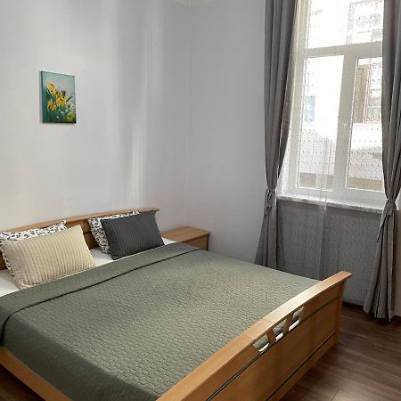 The Central Post Apartments Σόφια Εξωτερικό φωτογραφία