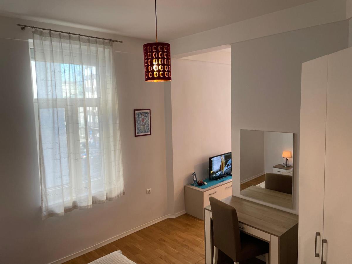 The Central Post Apartments Σόφια Εξωτερικό φωτογραφία