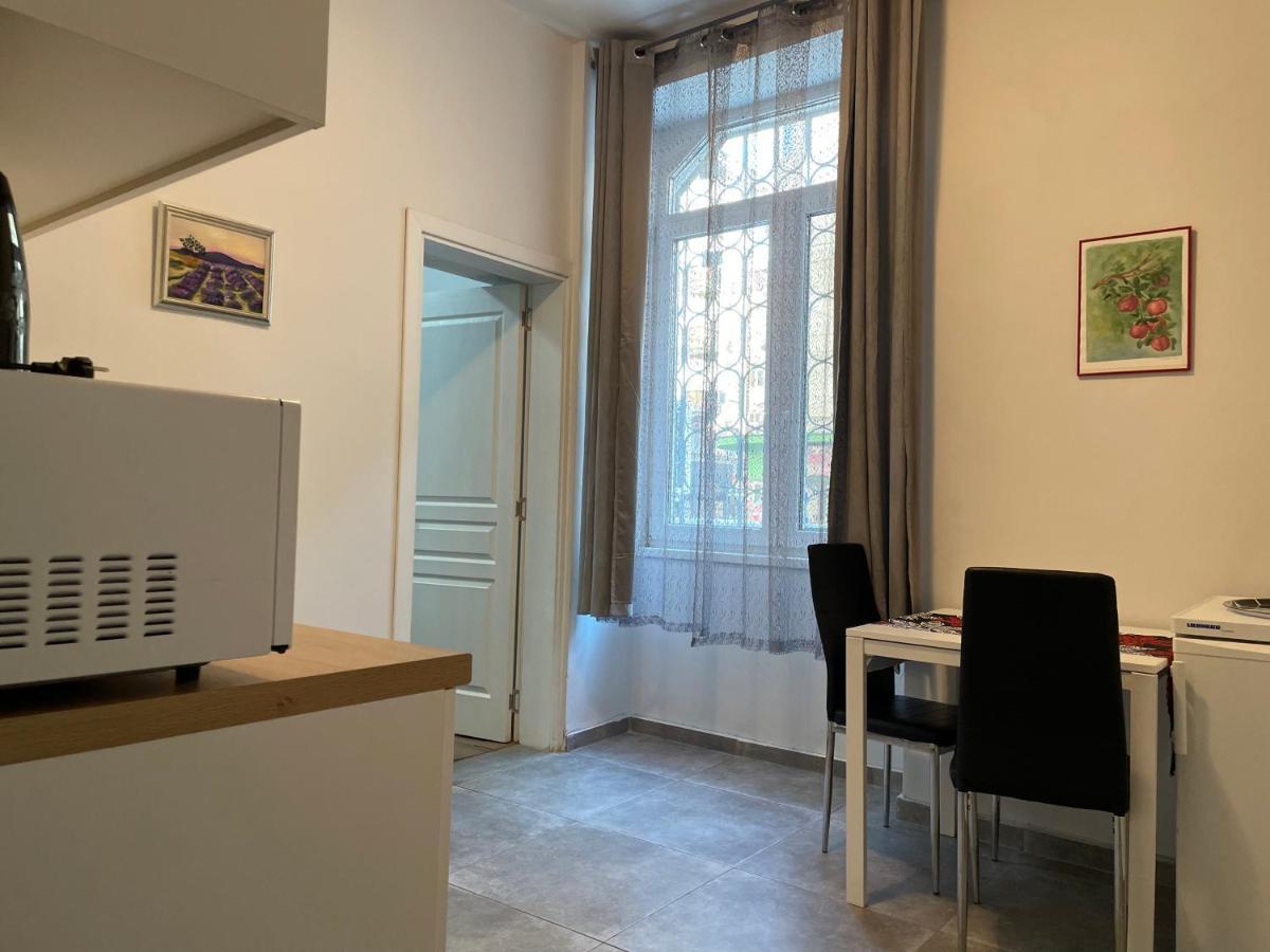 The Central Post Apartments Σόφια Εξωτερικό φωτογραφία